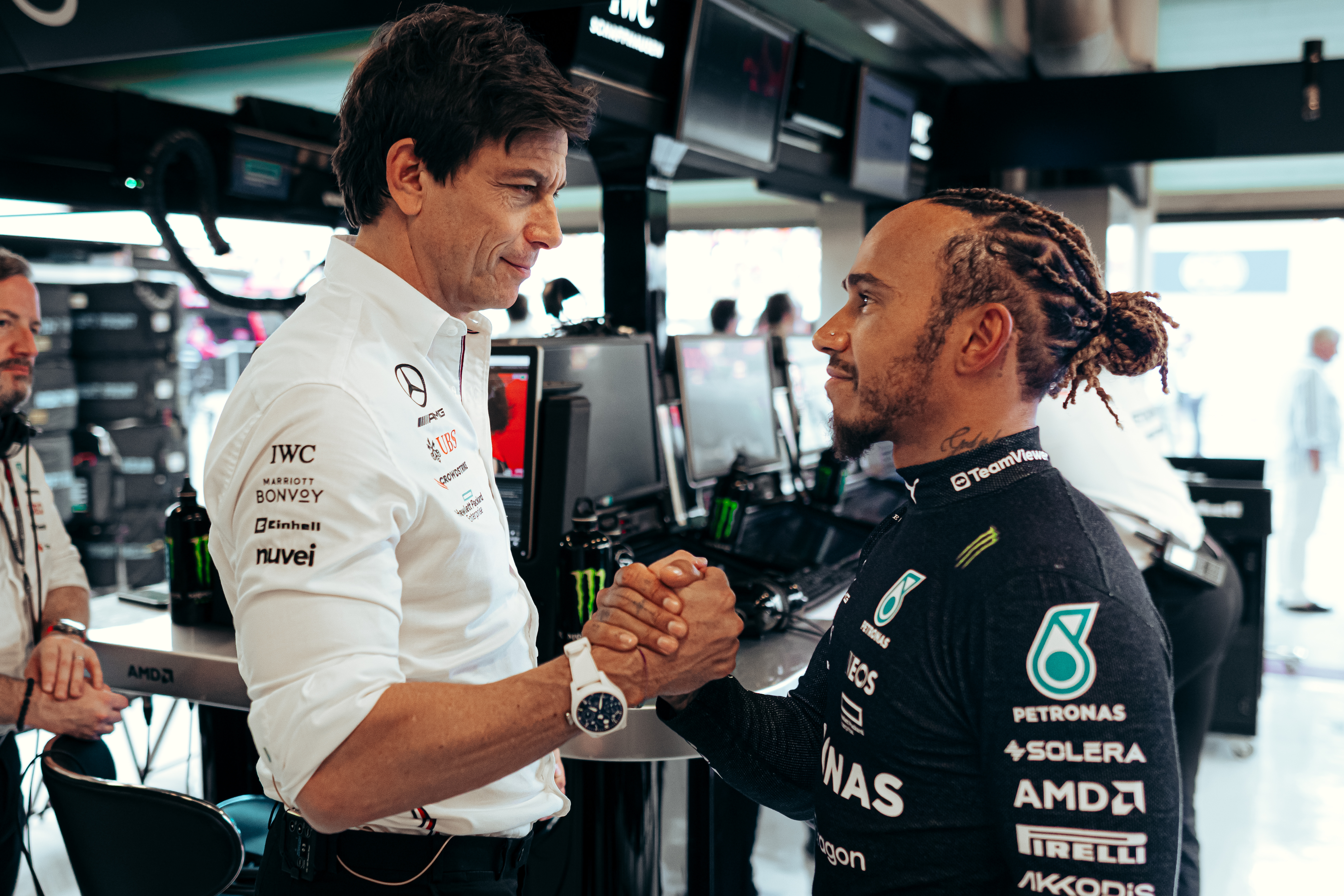 Lewis Hamilton backed strongly for historic 8th world title win